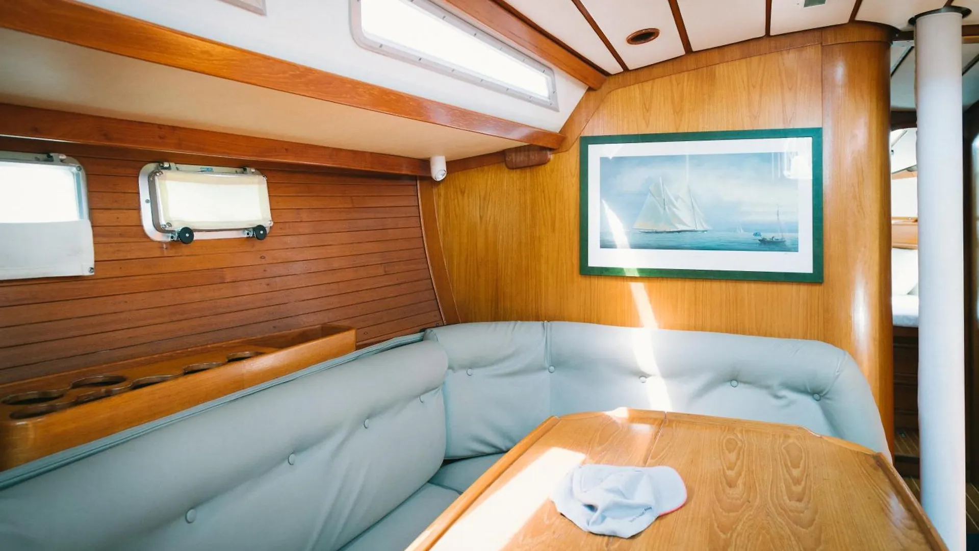 فندق Sleep In Boat كاتانيا بوتيل